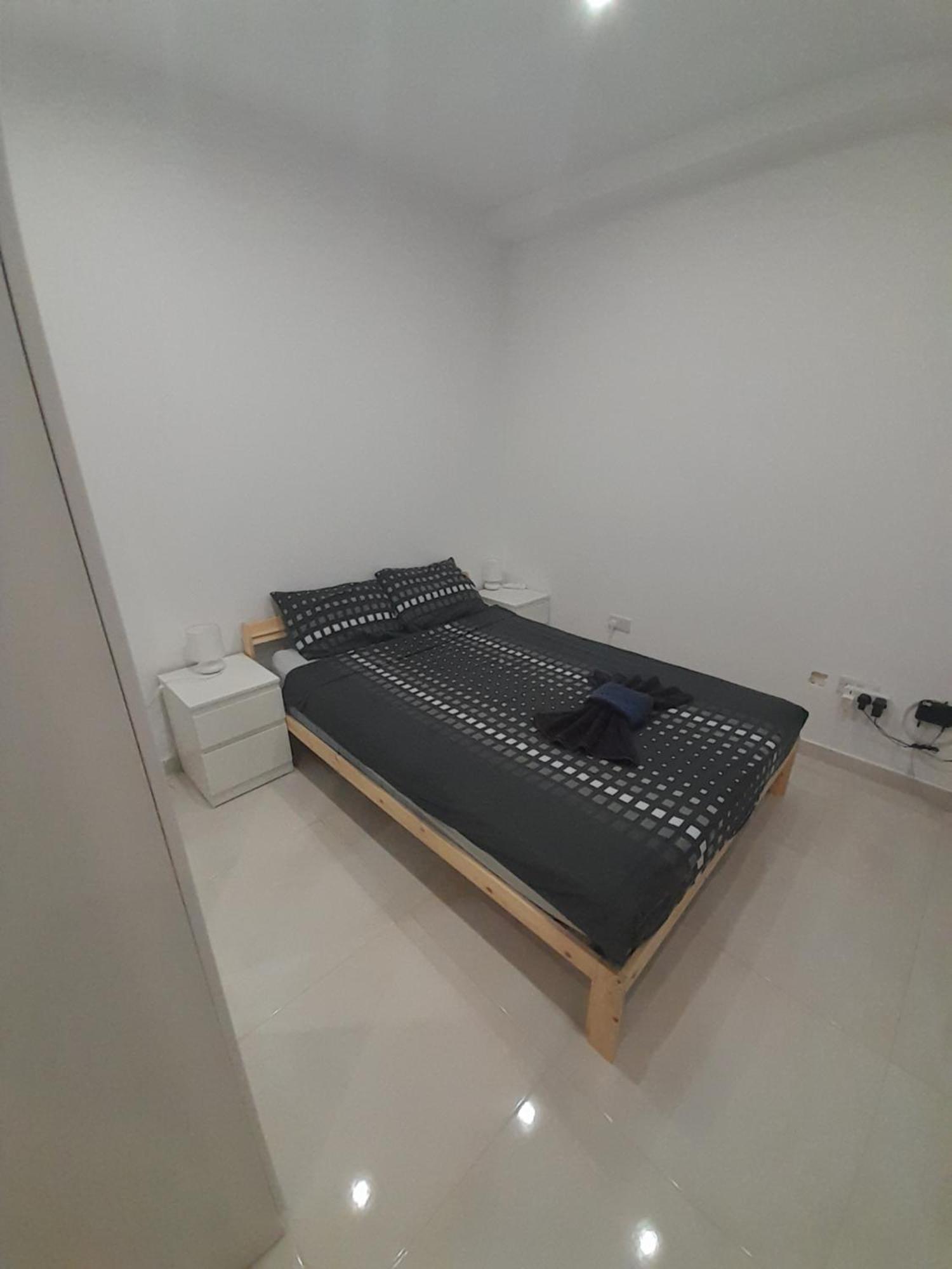Modern 3Br Stylish Apartment With Large Balcony - Close To St Julians And St Georges Bay Is-Swieqi Exterior foto